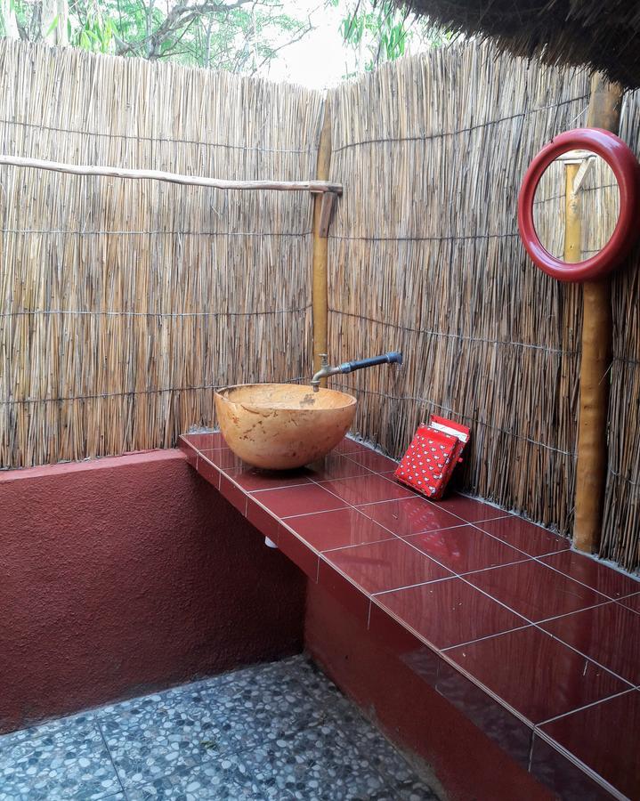 Campement Hakuna Lodge Mar Lodj Exteriör bild